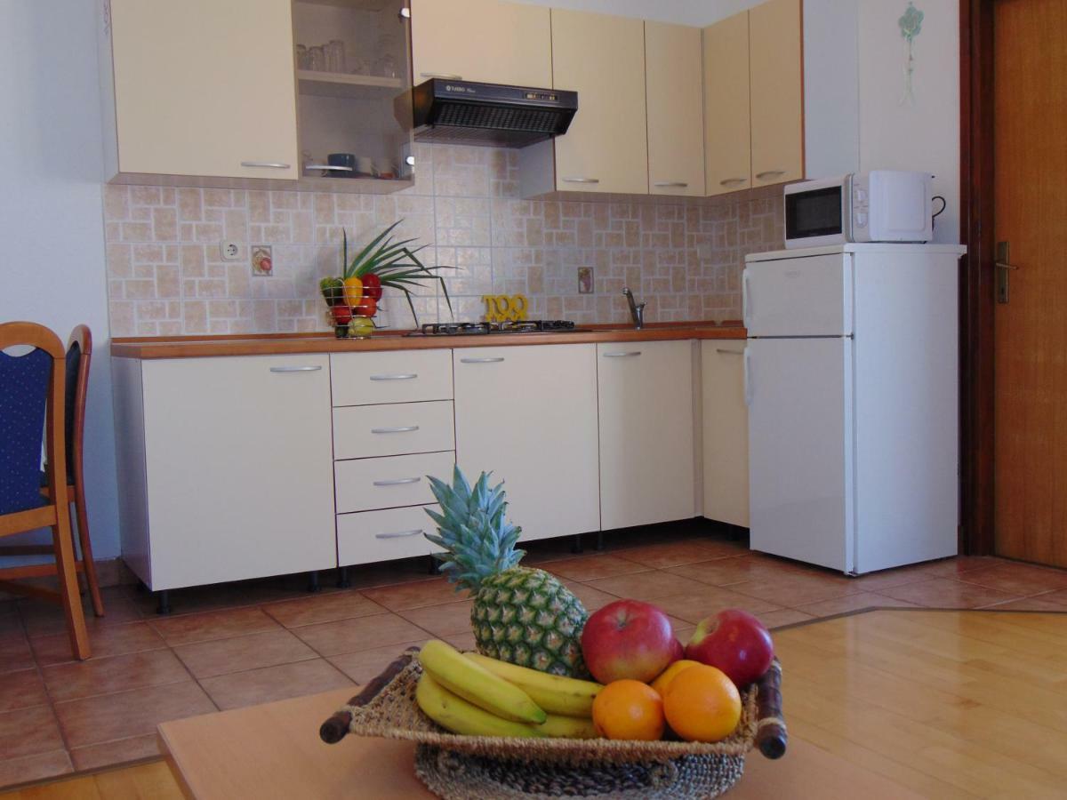 Apartment Mia Malinska Εξωτερικό φωτογραφία