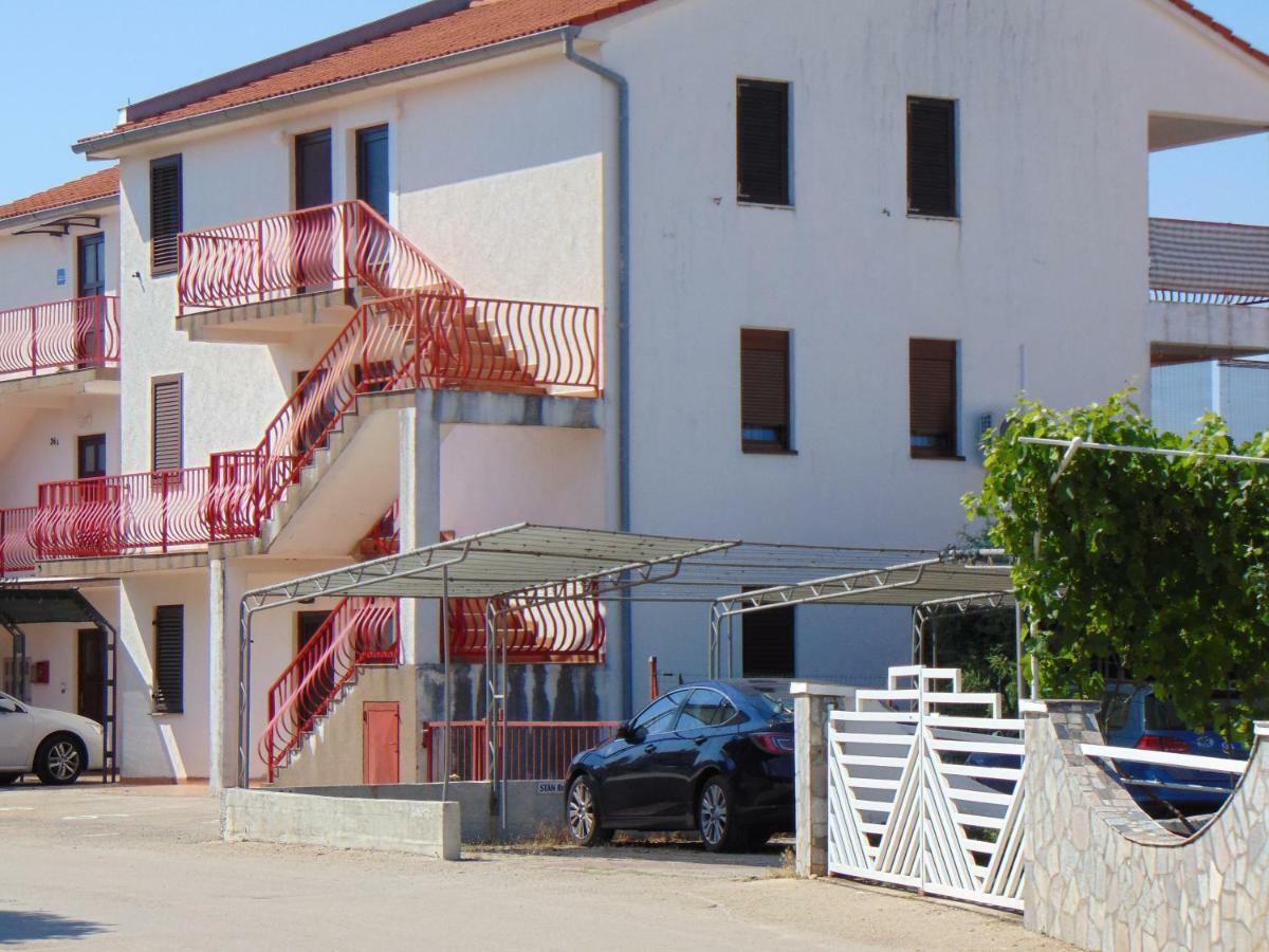 Apartment Mia Malinska Εξωτερικό φωτογραφία